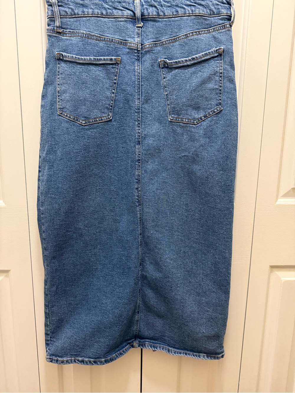 RE Generation Denim Midi Button-Front Dress - Picture 9 of 9